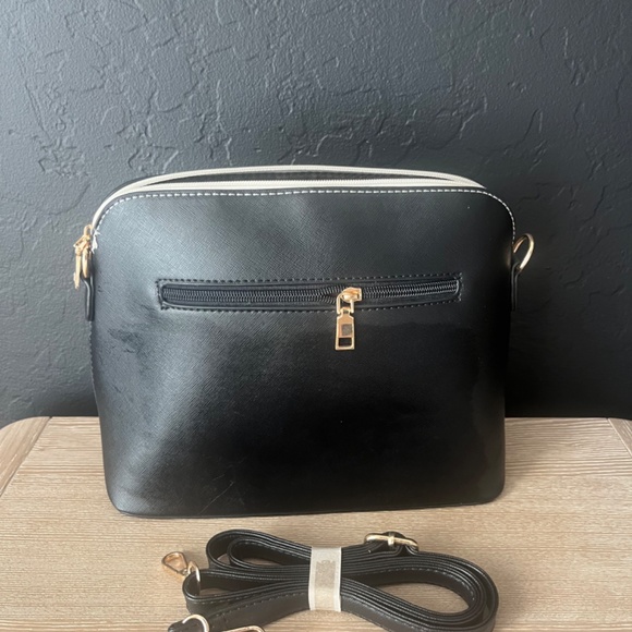 Purse - Picture 3 of 3